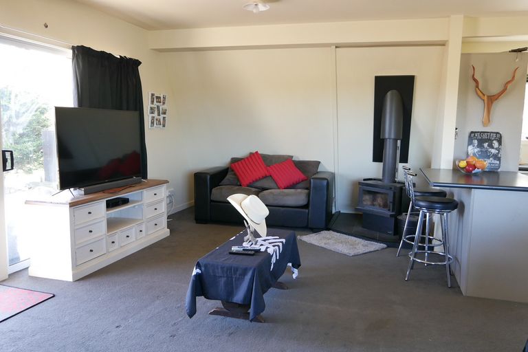 Photo of property in 42 Henry Street, Waikouaiti, 9510