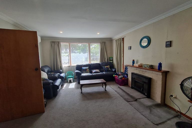 Photo of property in 24 Gloucester Street, Silverstream, Upper Hutt, 5019