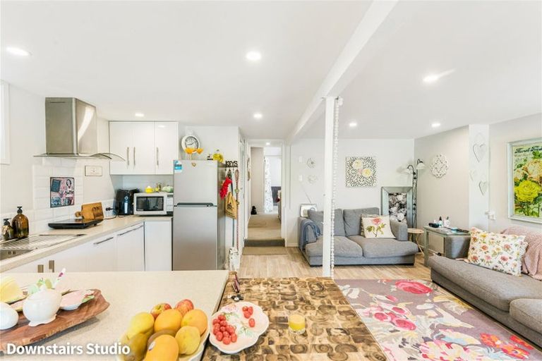 Photo of property in 6 Rakino Avenue, Manly, Whangaparaoa, 0930