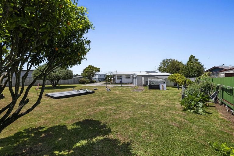 Photo of property in 32 Grey Street, Normanby, Hawera, 4614
