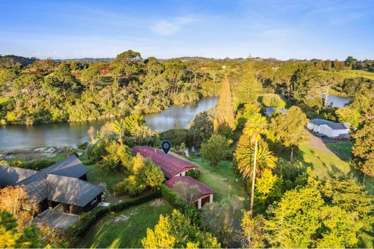 Photo of property in 27 Elliot Street, Riverhead, 0820