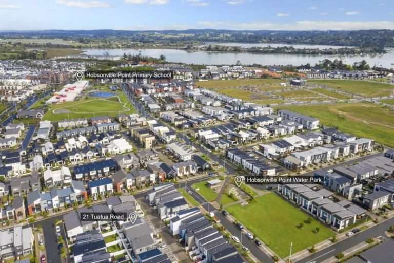 Photo of property in 21 Tuatua Road, Hobsonville, Auckland, 0616