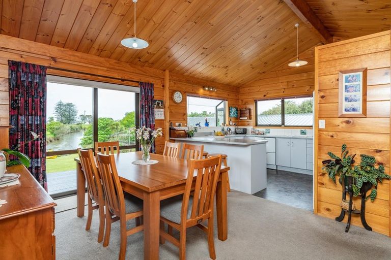 Photo of property in 1a Shoemaker Road, Waipu, 0510