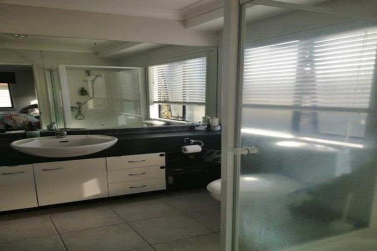 Photo of property in 167c Wellington Street, Howick, Auckland, 2014