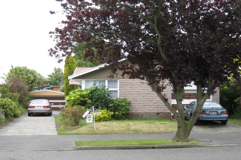 Photo of property in 23 Toorak Avenue, Avonhead, Christchurch, 8042