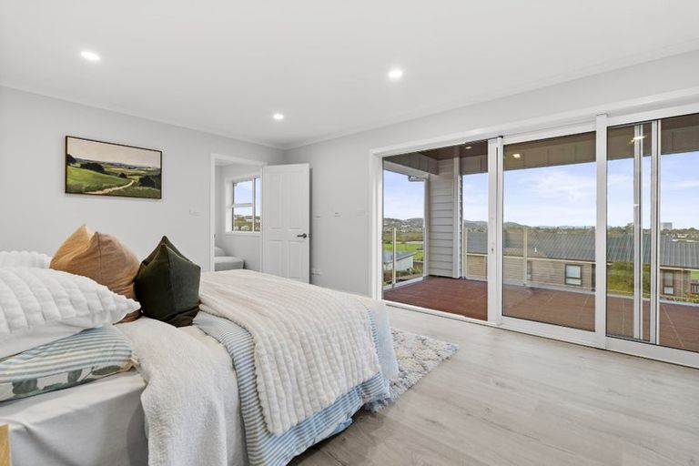 Photo of property in 32 Fennell Crescent, Silverdale, 0932