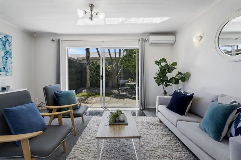 Photo of property in 40a Bauchop Road, Waterloo, Lower Hutt, 5011