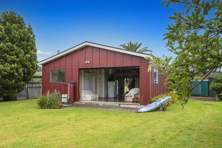 Photo of property in 2177 Whananaki North Road, Whananaki, Hikurangi, 0181
