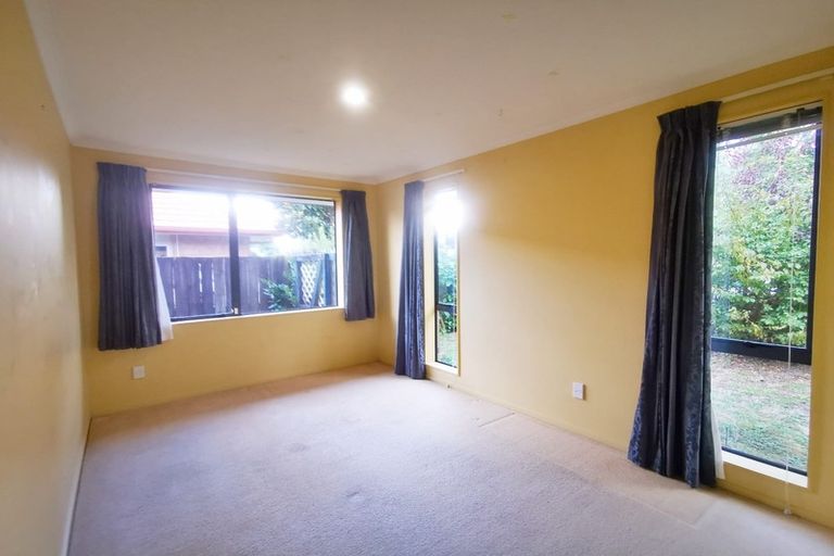 Photo of property in 181 Old Farm Road, Hamilton East, Hamilton, 3216