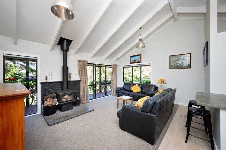 Photo of property in 9 Redwood Place, Te Awanga, 4102