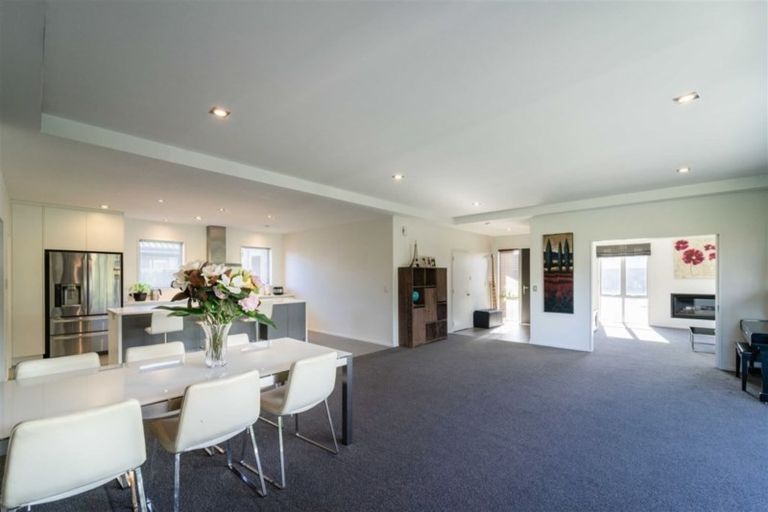 Photo of property in 32 Buckhurst Avenue, Wigram, Christchurch, 8042