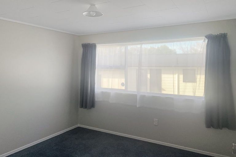 Photo of property in 20 Ruahine Street, Dannevirke, 4930