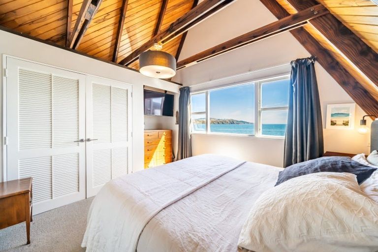 Photo of property in 31 Moana Road, Plimmerton, Porirua, 5026