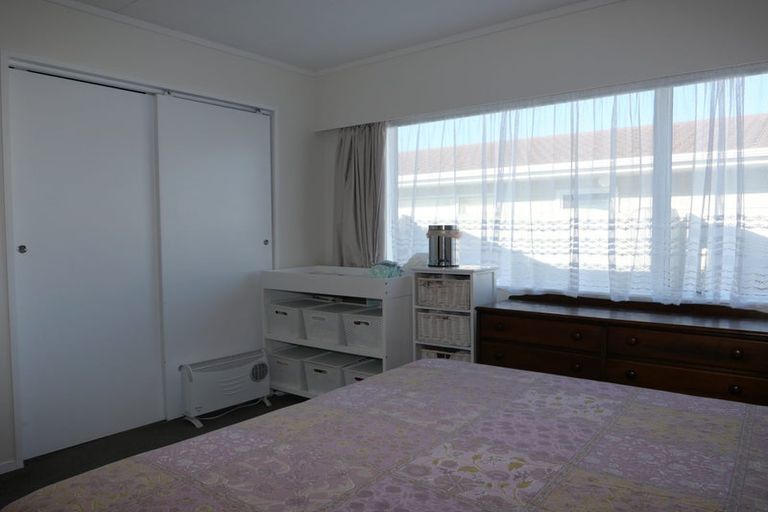 Photo of property in 47a Olive Terrace, Paraparaumu Beach, Paraparaumu, 5032