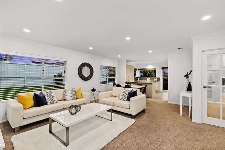 Photo of property in 1/21 Jutland Road, Hauraki, Auckland, 0622