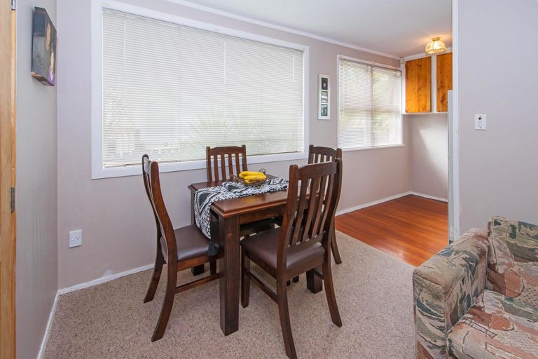 Photo of property in 28 Mack Place, Red Hill, Papakura, 2110