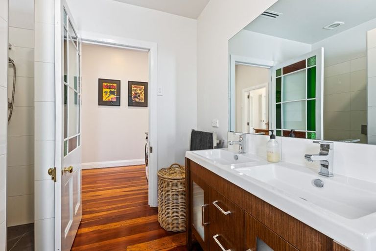 Photo of property in 25 Mahara Avenue, Manapouri, 9679