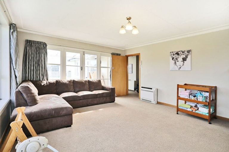 Photo of property in 66 Bullar Street, Grasmere, Invercargill, 9810