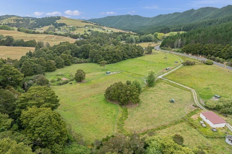 Photo of property in 873 Whangaripo Valley Road, Whangaripo, Wellsford, 0972