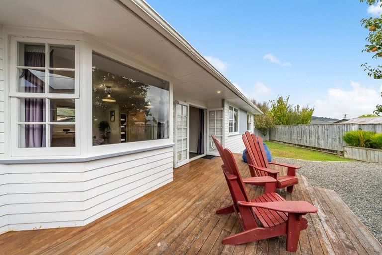 Photo of property in 27a Ebdentown Street, Ebdentown, Upper Hutt, 5018