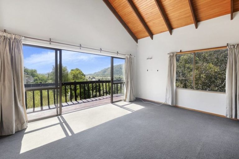 Photo of property in 31 Flinders Road, Heathcote Valley, Christchurch, 8022