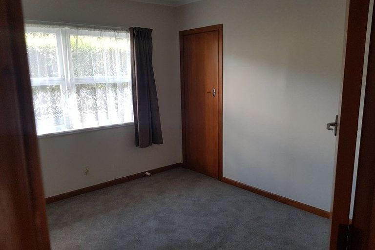 Photo of property in 1/162 Onewa Road, Northcote, Auckland, 0627