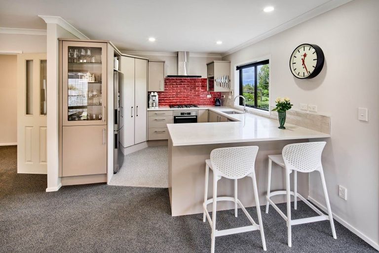Photo of property in 116 Kirton Drive, Riverstone Terraces, Upper Hutt, 5018