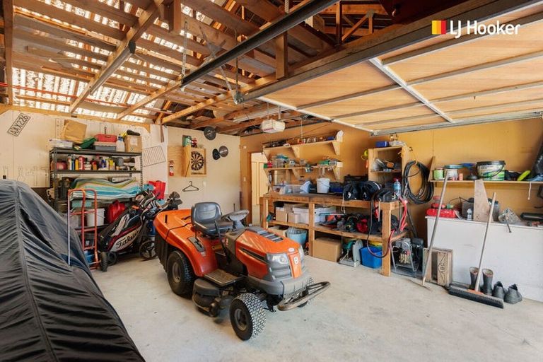 Photo of property in 35 Green Island Bush Road, Blackhead, Dunedin, 9076