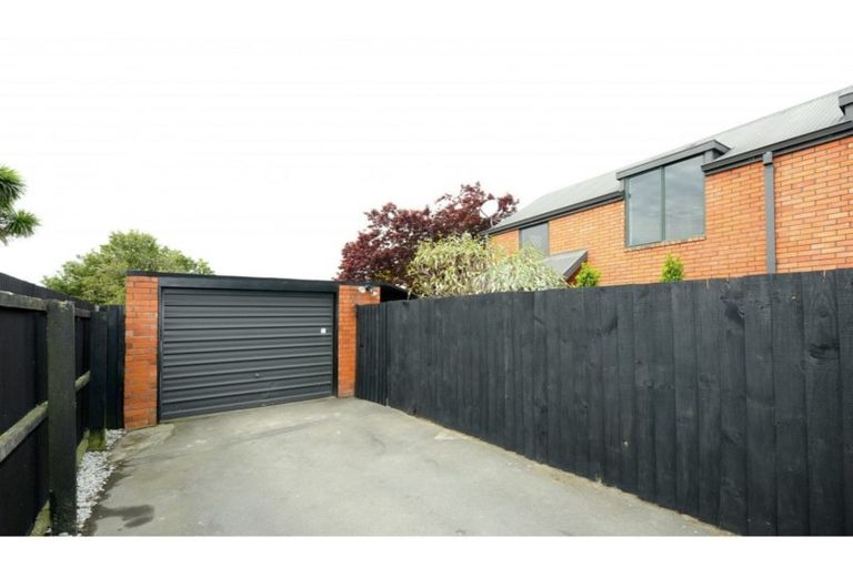 Photo of property in 2/188 Springfield Road, St Albans, Christchurch, 8014