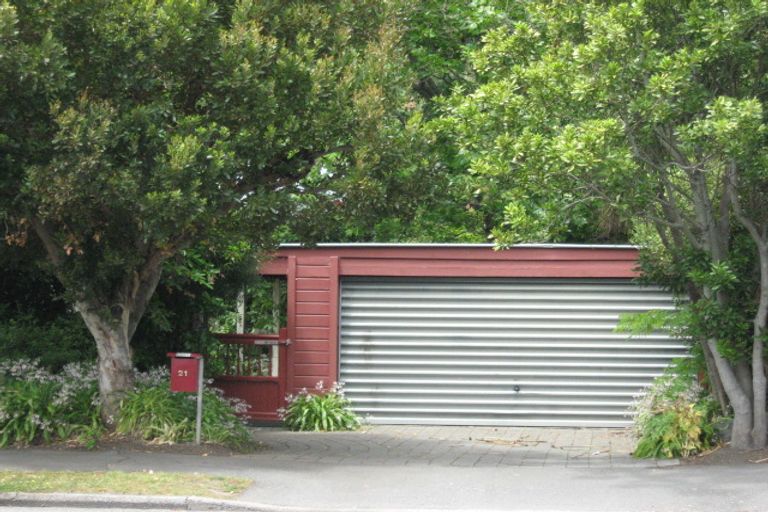 Photo of property in 21 Bay View Road, Moncks Bay, Christchurch, 8081