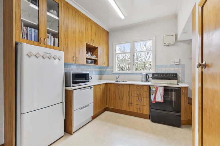 Photo of property in 212 Victoria Avenue, Hokowhitu, Palmerston North, 4410