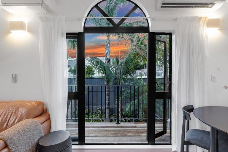 Photo of property in 2a Georgina Street, Freemans Bay, Auckland, 1011