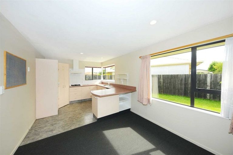 Photo of property in 130 Saint Johns Street, Bromley, Christchurch, 8062