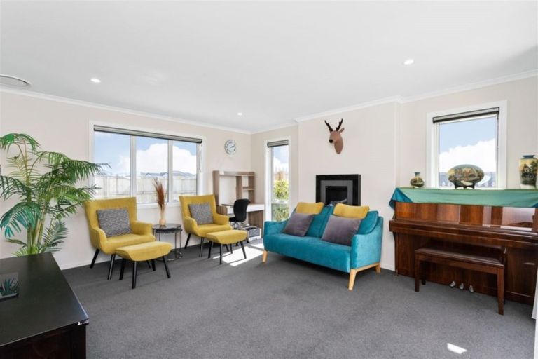 Photo of property in 9 Whincops Road, Halswell, Christchurch, 8025