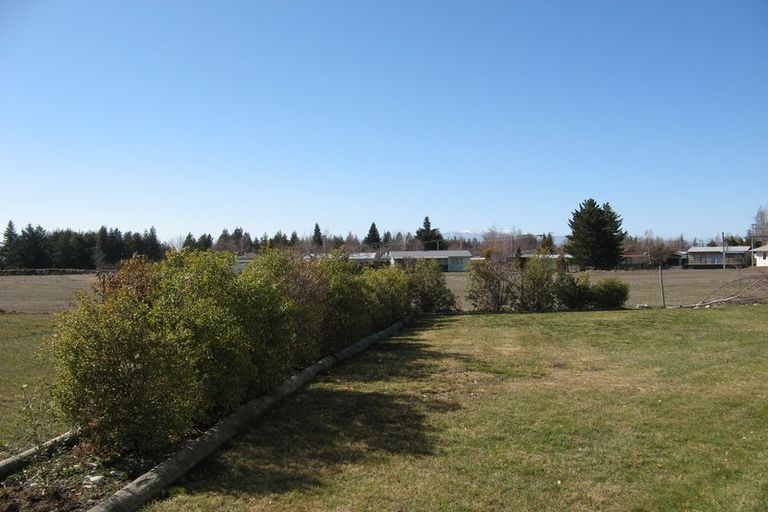 Photo of property in 18 Glencairn Road, Twizel, 7901