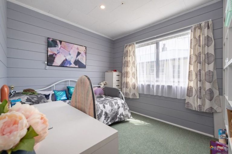 Photo of property in 38 Jackson Terrace, Ranui, Porirua, 5024