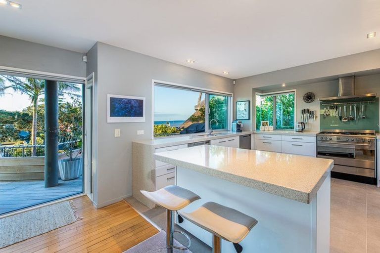 Photo of property in 12 Whitby Crescent, Mairangi Bay, Auckland, 0630