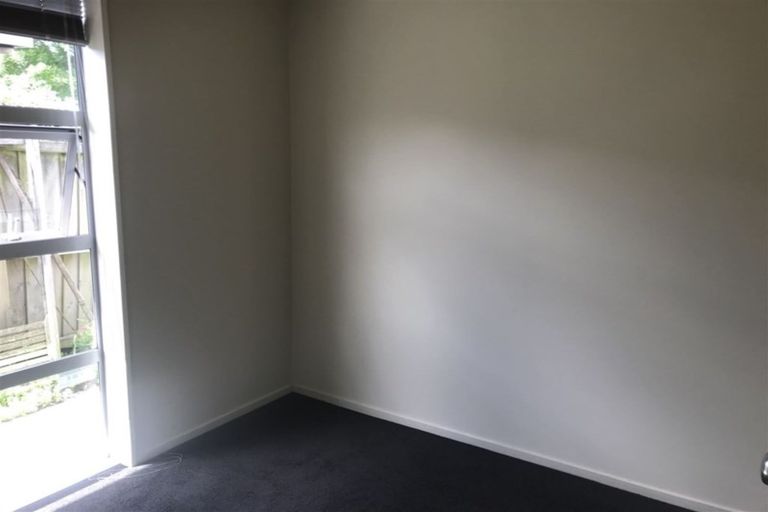 Photo of property in 55 Lyndon Street, Riccarton, Christchurch, 8041