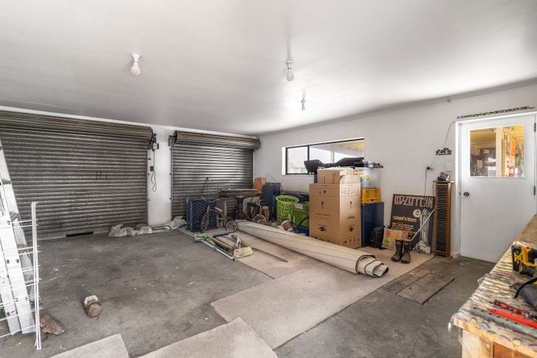 Photo of property in 226 Park Street, Winton, 9720