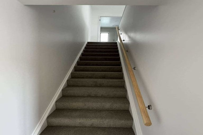 Photo of property in 38 Turtleback Avenue, Whitby, 5024