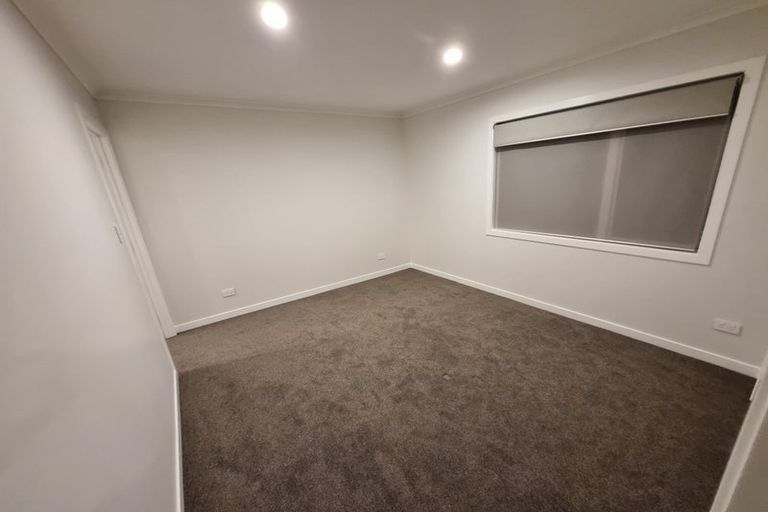 Photo of property in 38 Judkins Crescent, Cockle Bay, Auckland, 2014