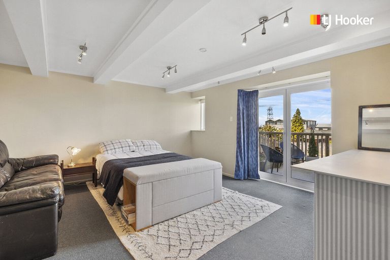 Photo of property in 4 Hanlon Street, Halfway Bush, Dunedin, 9010