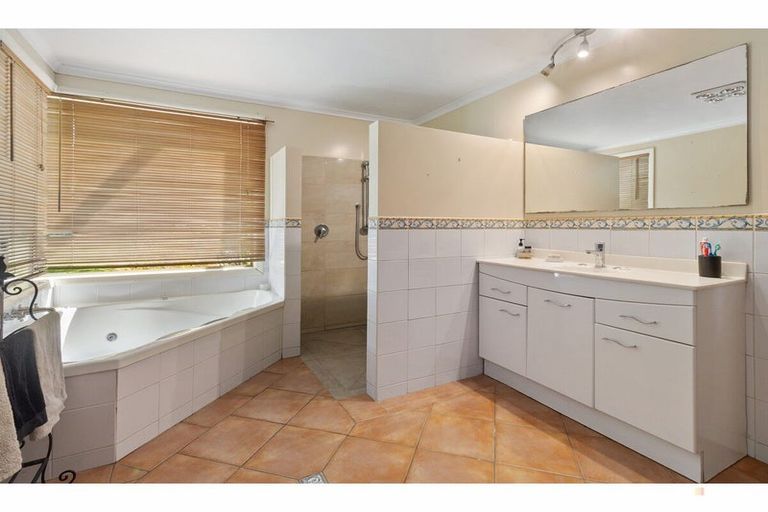 Photo of property in 243 High Street, Waimate, 7978