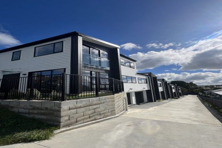 Photo of property in 5/14 Roland Hill, Glen Eden, Auckland, 0602