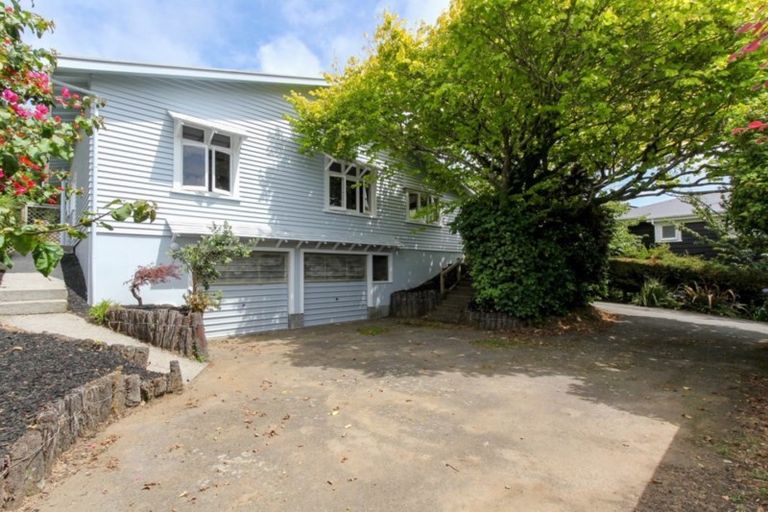 Photo of property in 107 Belt Road, New Plymouth, 4310