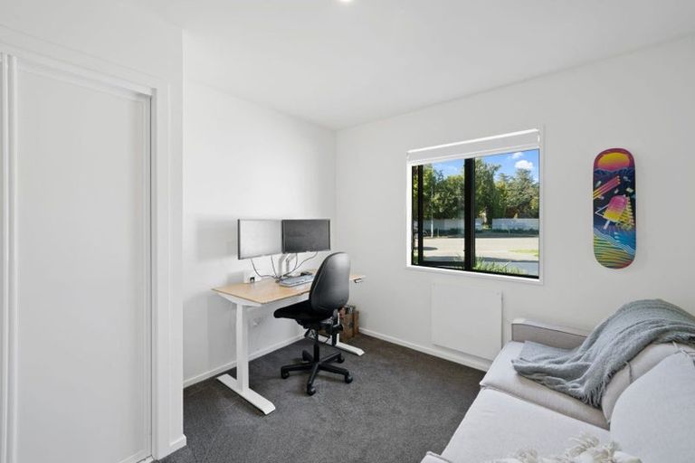 Photo of property in 2/9 Raupo Street, Bromley, Christchurch, 8062