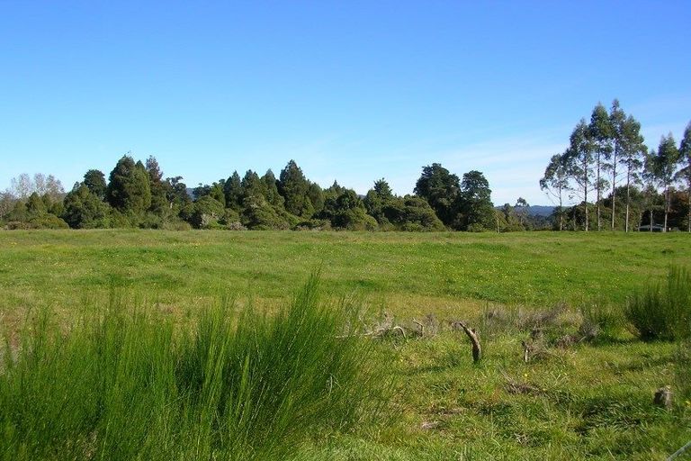 Photo of property in Arnold Road, Moana, 7872