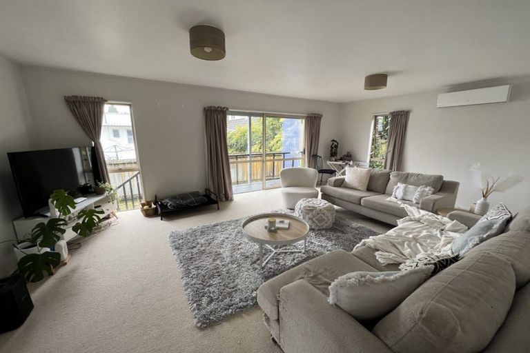 Photo of property in 35 Seine Road, Forrest Hill, Auckland, 0620