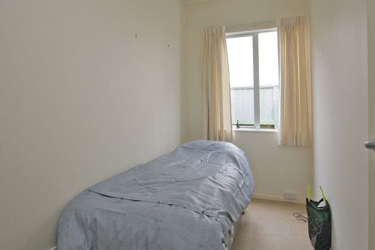 Photo of property in St Giles Court Apartments, 7/6 Vallance Street, Kilbirnie, Wellington, 6022