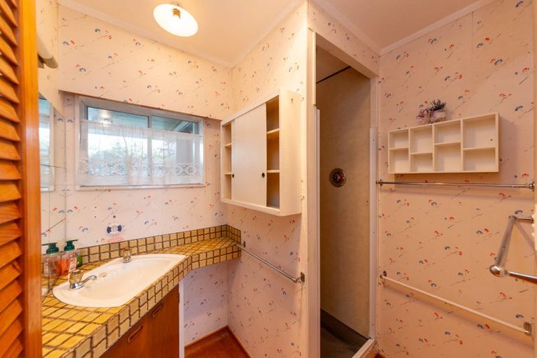 Photo of property in 37 Punga Street, Tangimoana, 4822